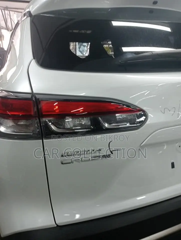 Toyota Corolla Cross Z Leather Hyb Pearl 2022