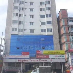 Ready office for rent with lift facility.