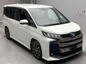 Toyota Noah Hybrid SZ Pearl New 2023
