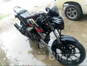 TVS Metro . 2016