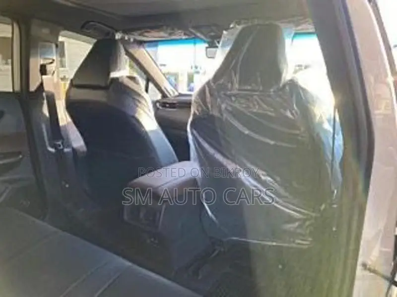 Toyota Harrier Non Hybrid Z Pearl 2020