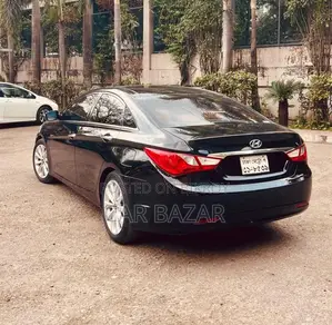 Hyundai Sonata লাক্সারি সেডান সানরুফ ২০১১