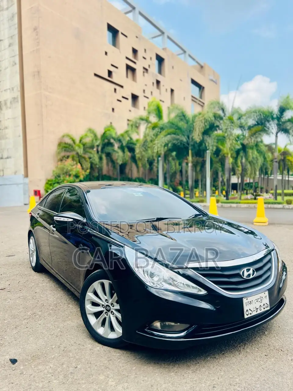 Hyundai Sonata লাক্সারি সেডান সানরুফ ২০১১