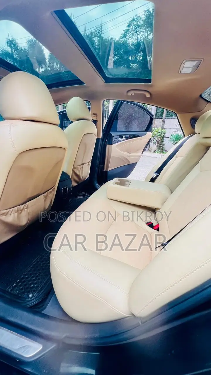 Hyundai Sonata লাক্সারি সেডান সানরুফ ২০১১