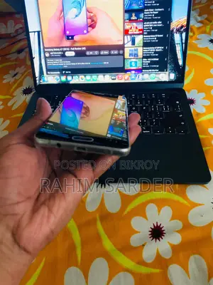 Samsung Galaxy A7 . (Used)