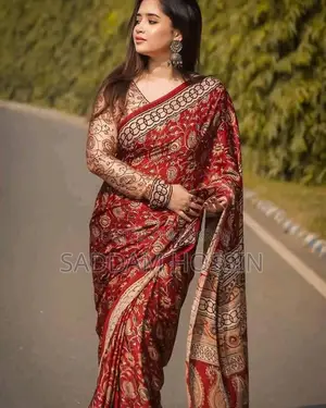 সিল্ক ডিজিটাল শাড়ি