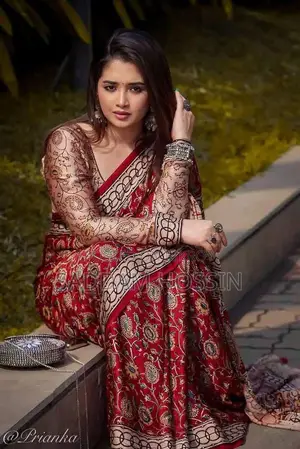 সিল্ক ডিজিটাল শাড়ি