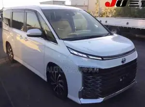 Toyota Voxy SZ 2022