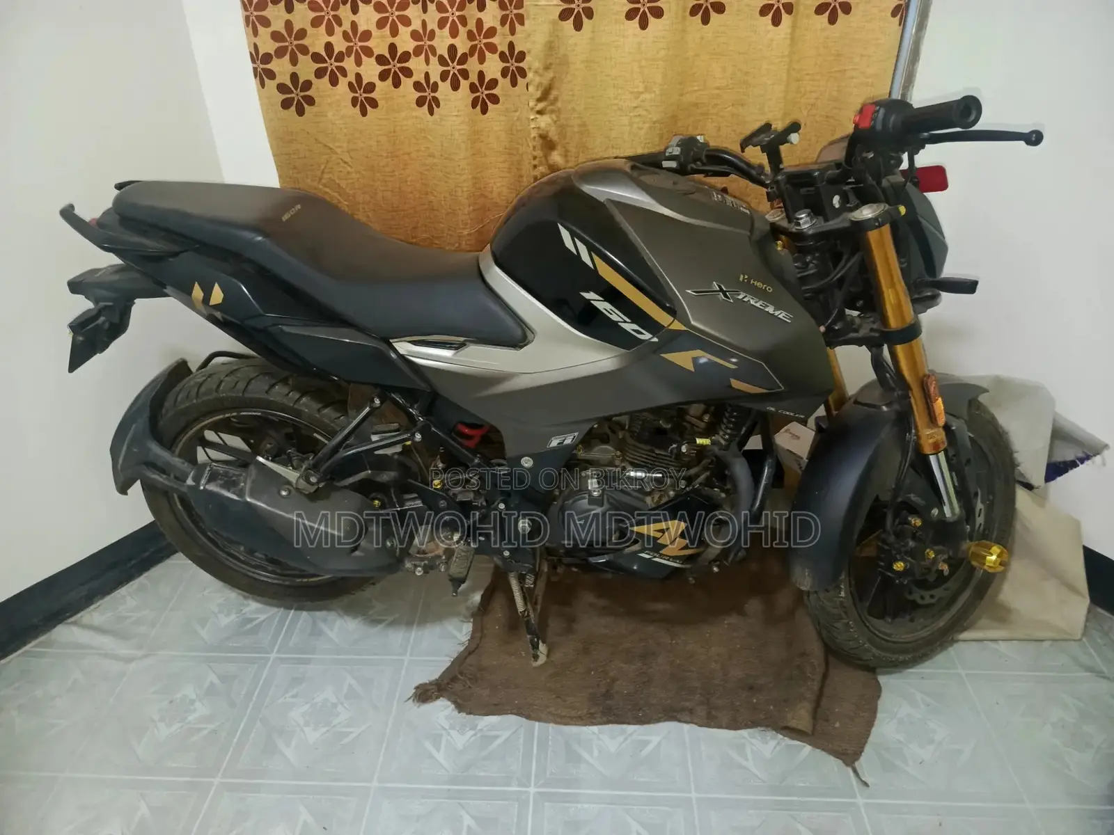 Hero Xtreme 160R 2025 Black