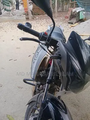 TVS APACHE RTR 150 . 2014