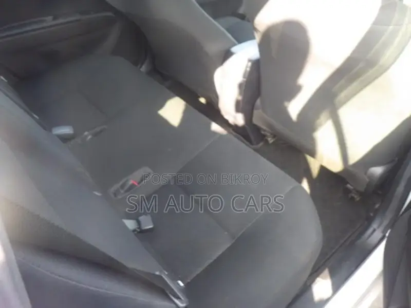Toyota Fielder Hybrid EX White 2021