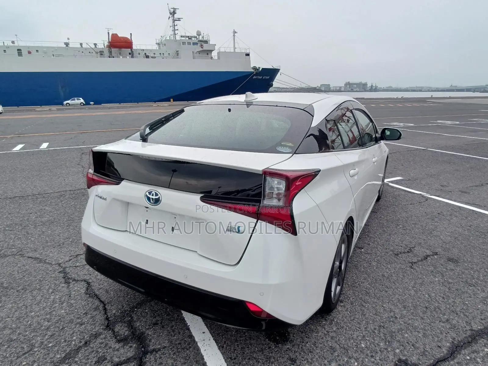 Toyota Prius S TOURING Selection 2020