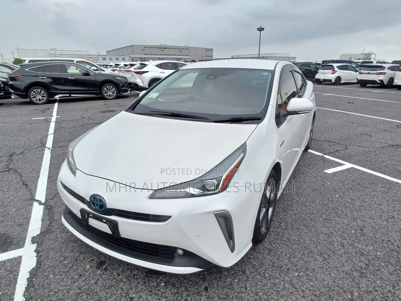 Toyota Prius S TOURING Selection 2020