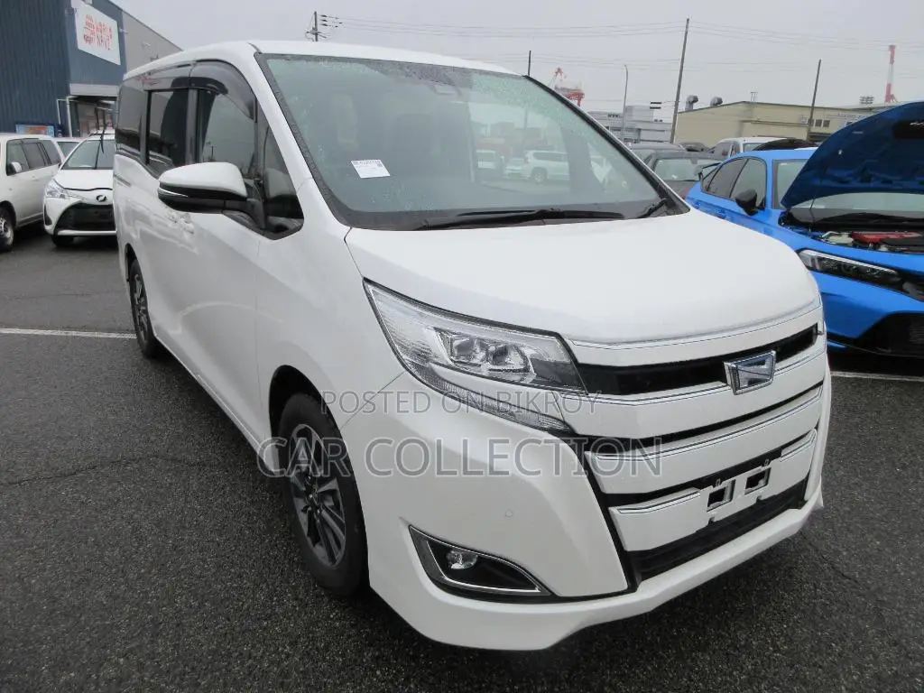 Toyota Noah G 2021