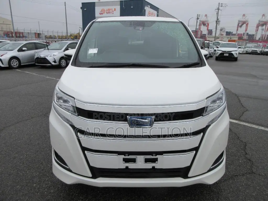 Toyota Noah G 2021