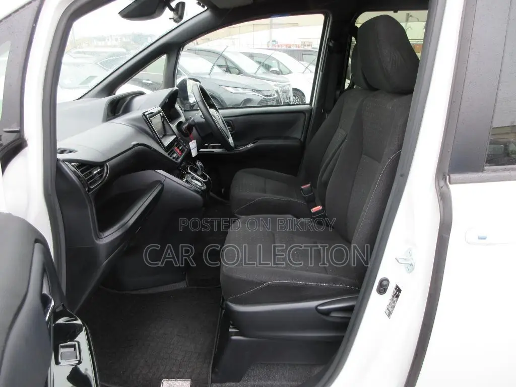 Toyota Noah G 2021