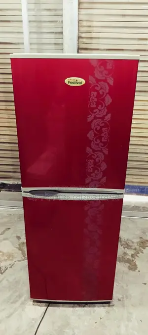 একটি সাড়ে ১২ সেফটি সিঙ্গার ফ্রিজ বিক্রি করা হবে