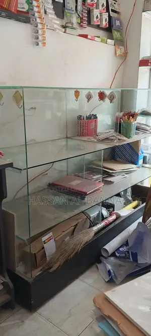 কাঁচের ডিসপ্লে রেক বিক্রয় হবে