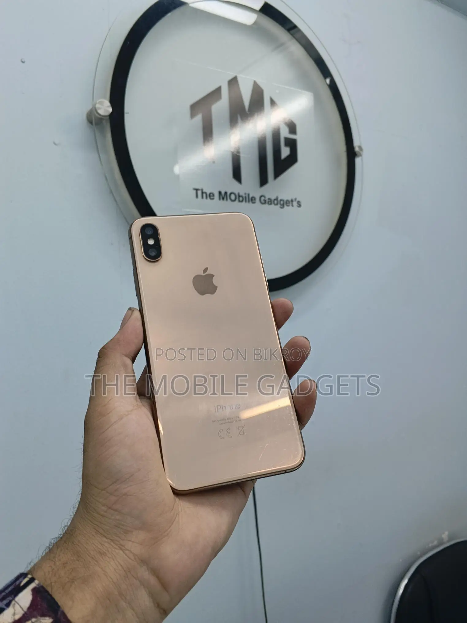 Apple iPhone XS Max 64GB (Used)
