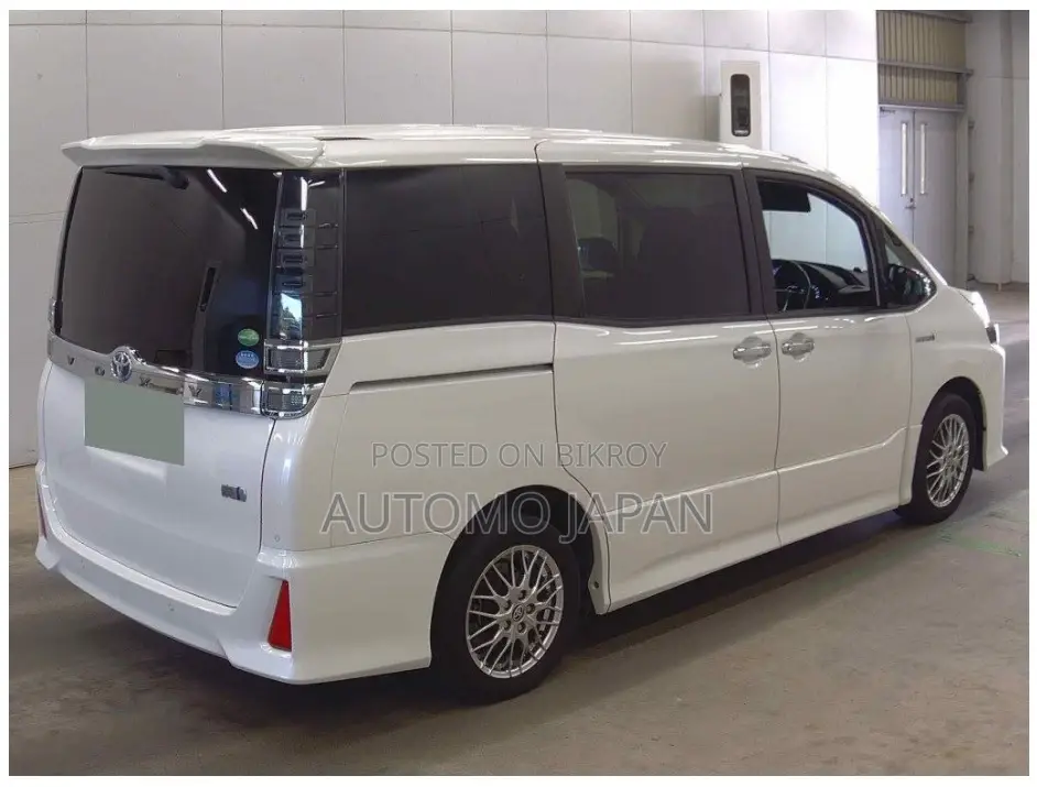 Toyota Voxy ZS KIRAMEKI 2 2020