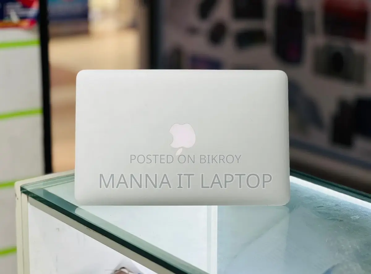 MacBook Air Ultra Slim 4GB RAM 64GB SSD 🔥