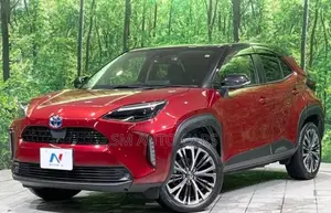 Toyota Yaris Cross Z Red & Black 2021