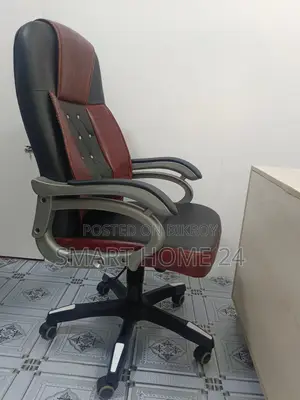 Premium High-Back Office Chair – Elegant Dual-Color Design