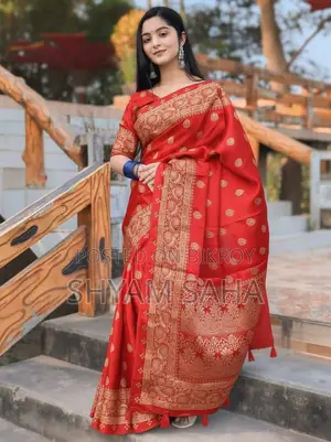 Japanese Silk Saree With Blouse Piece