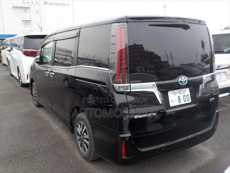 Toyota Esquire GI Leather 2021