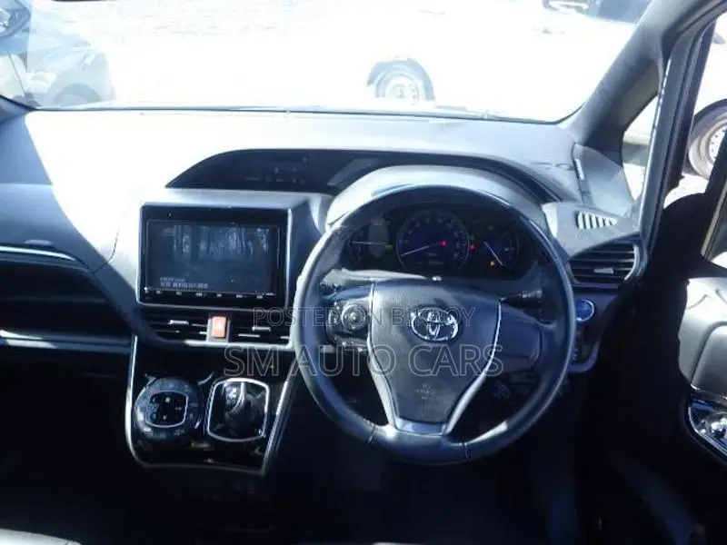 Toyota Esquire Hybrid Gi Blackish 2020