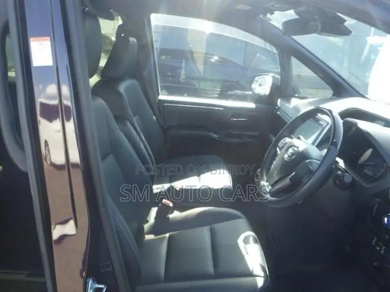 Toyota Esquire Hybrid Gi Blackish 2020