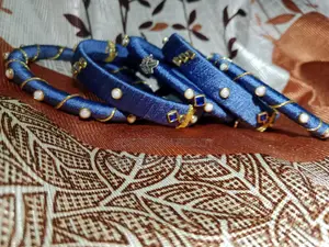 চুড়ি বিক্রি