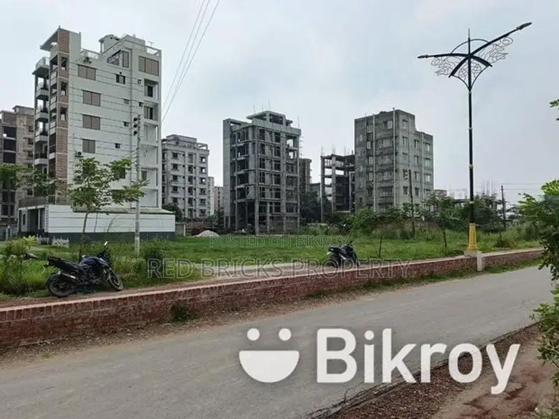 3 Katha plot sale L black Bashundhara