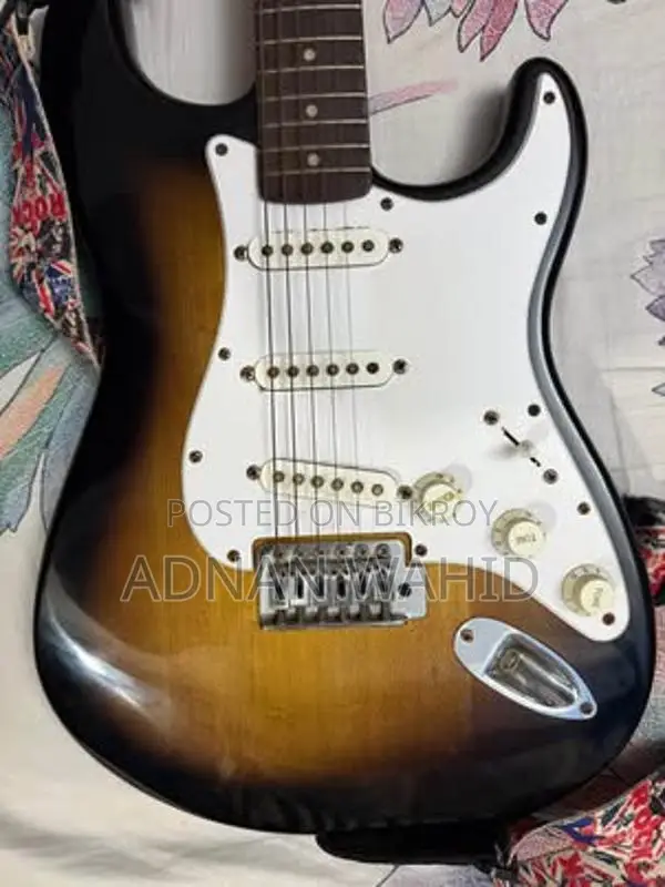 Fender Squier Stratocaster (Single Coil) Electric Guitar