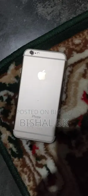 Apple iPhone 6S . (Used)