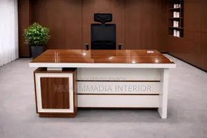 Executive Table (MID-435)