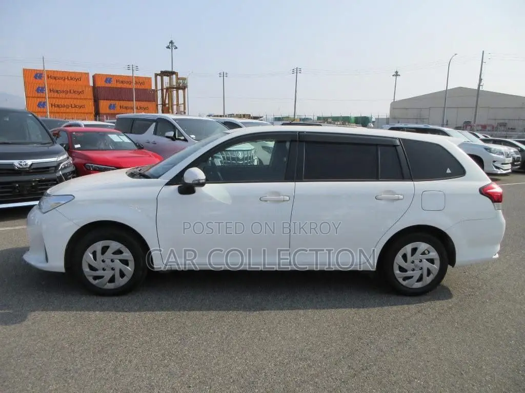 Toyota Fielder EX 2020