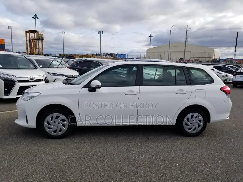 Toyota Fielder EX 2020