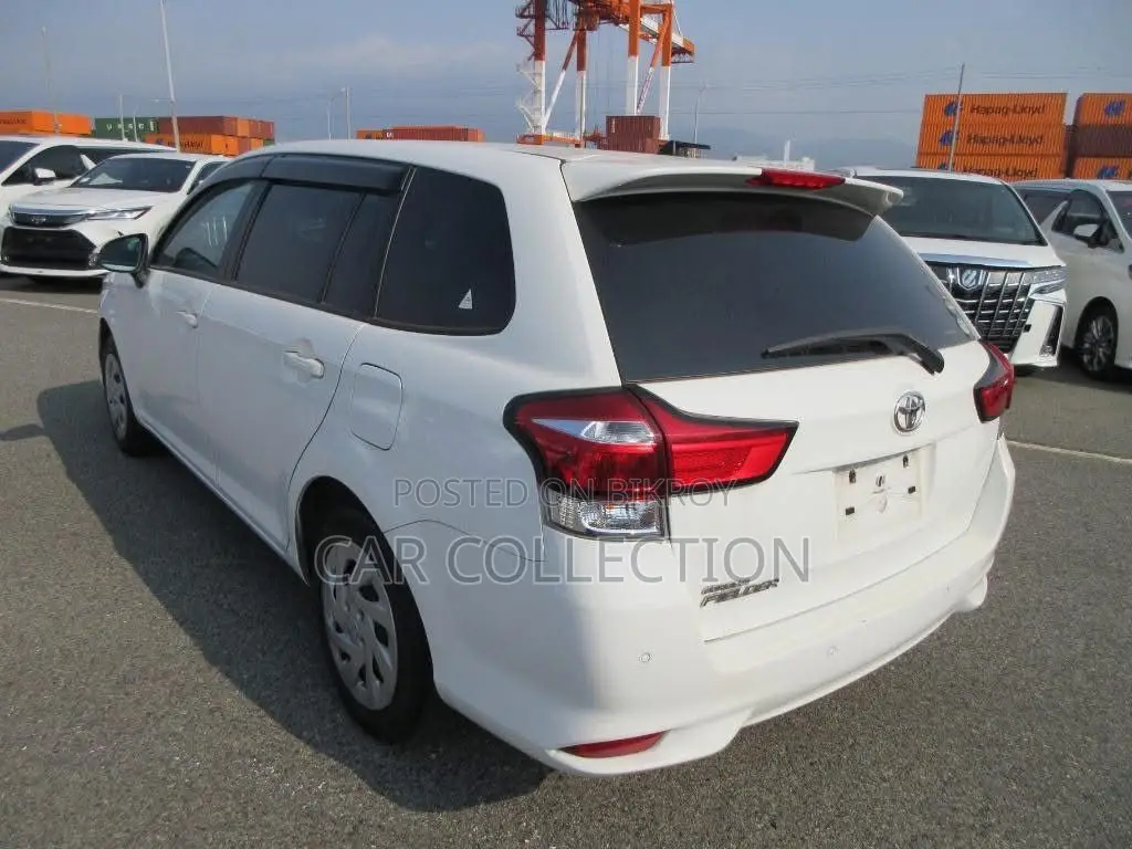 Toyota Fielder EX 2020