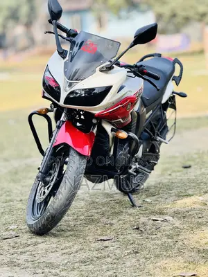 Yamaha Fazer . 2015