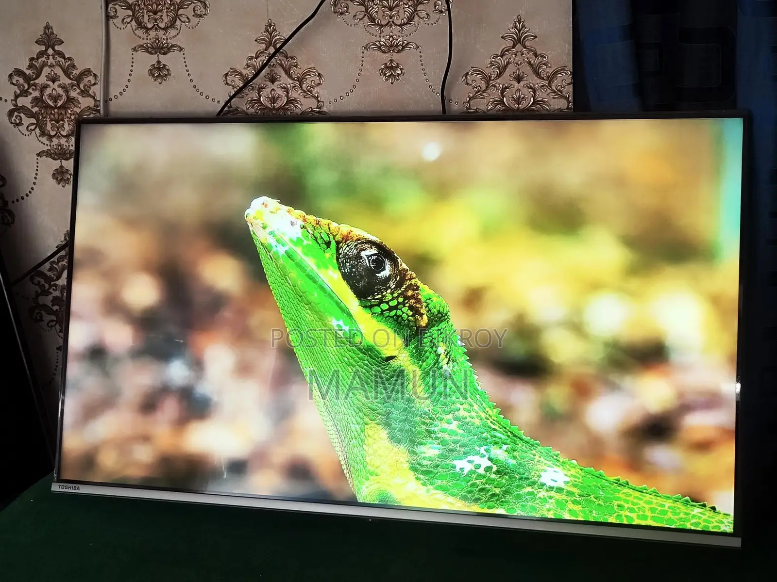 Toshiba 43" Smart TV with Replacement Guarantee