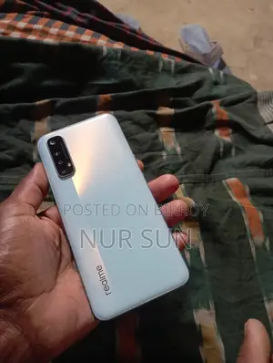 Realme 7 6gb64gb (Used)