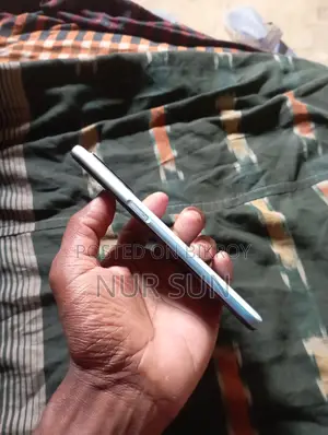 Realme 7 6gb64gb (Used)