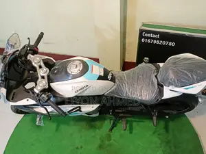 CFMoto 300SR 2025