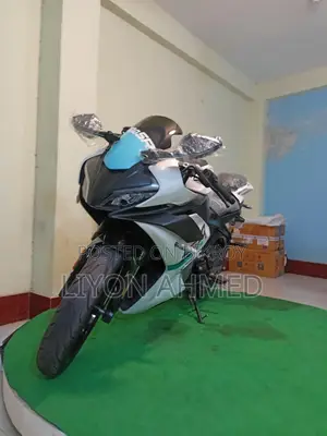 CFMoto 300SR 2025