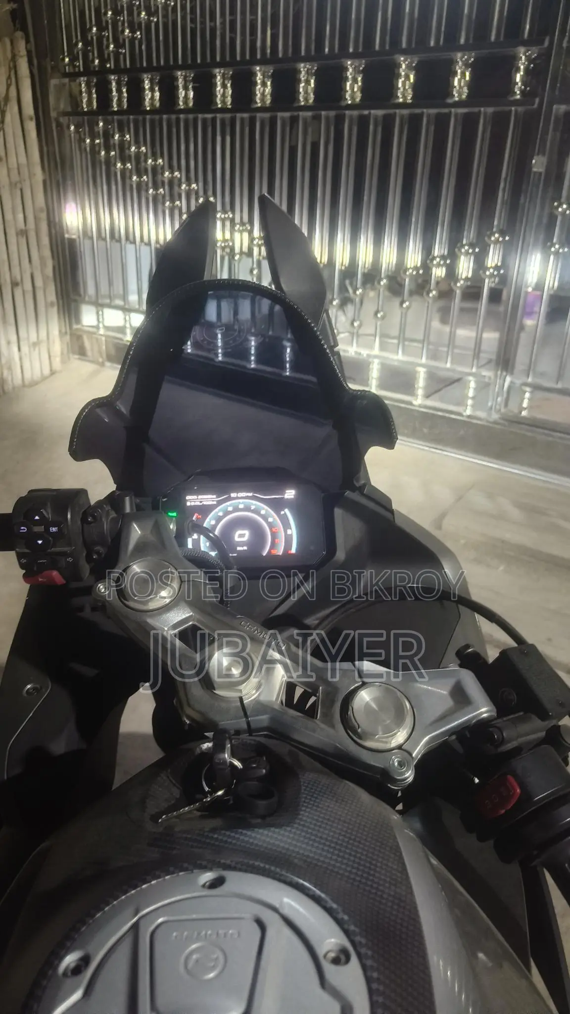 CFMoto 300SR Nebula Black 2025