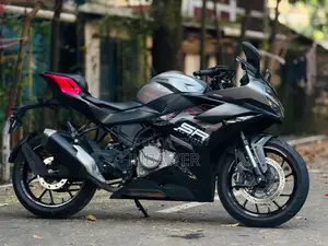 CFMoto 300SR Nebula Black 2025