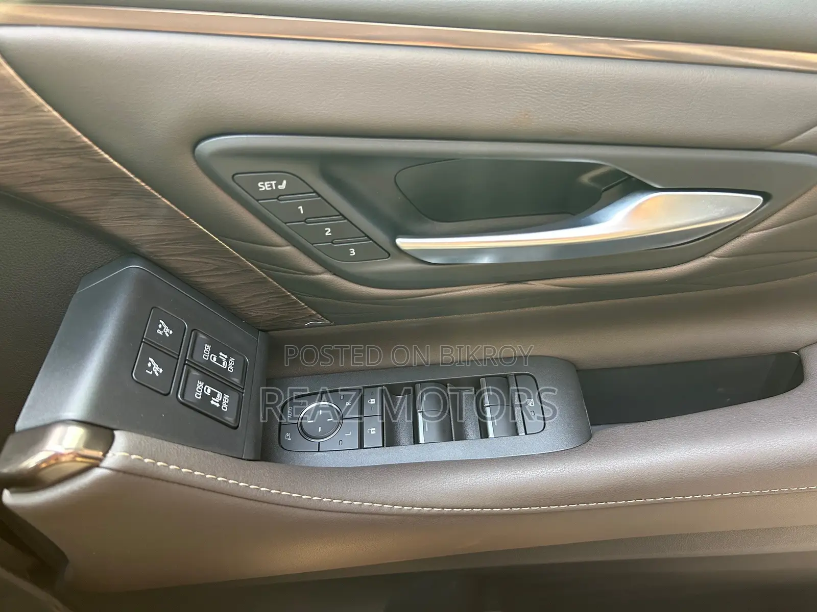 Toyota Alphard EXECUTIVE LOUNGE 2025