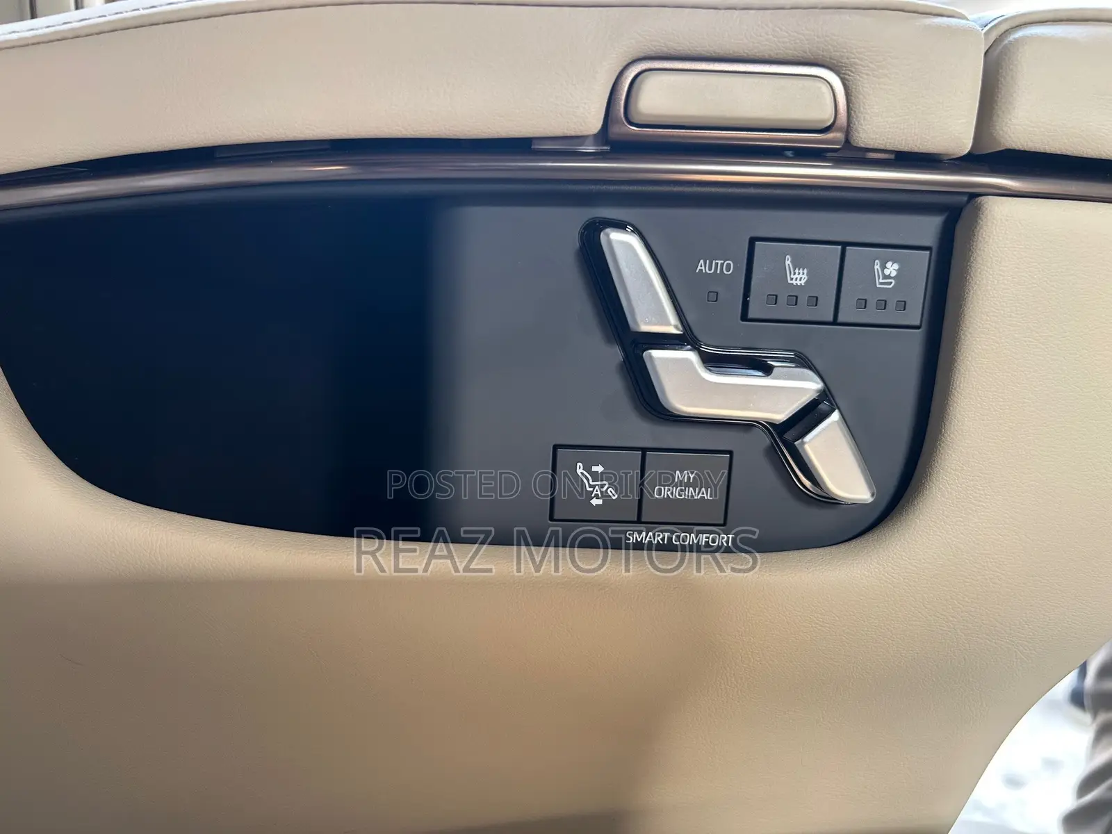 Toyota Alphard EXECUTIVE LOUNGE 2025