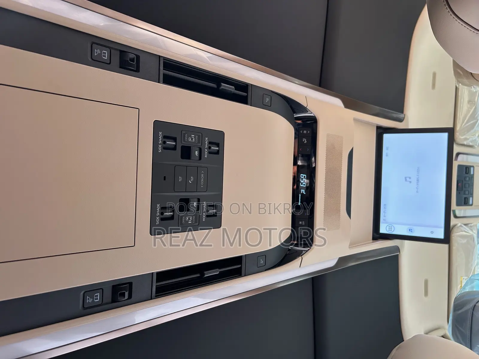 Toyota Alphard EXECUTIVE LOUNGE 2025